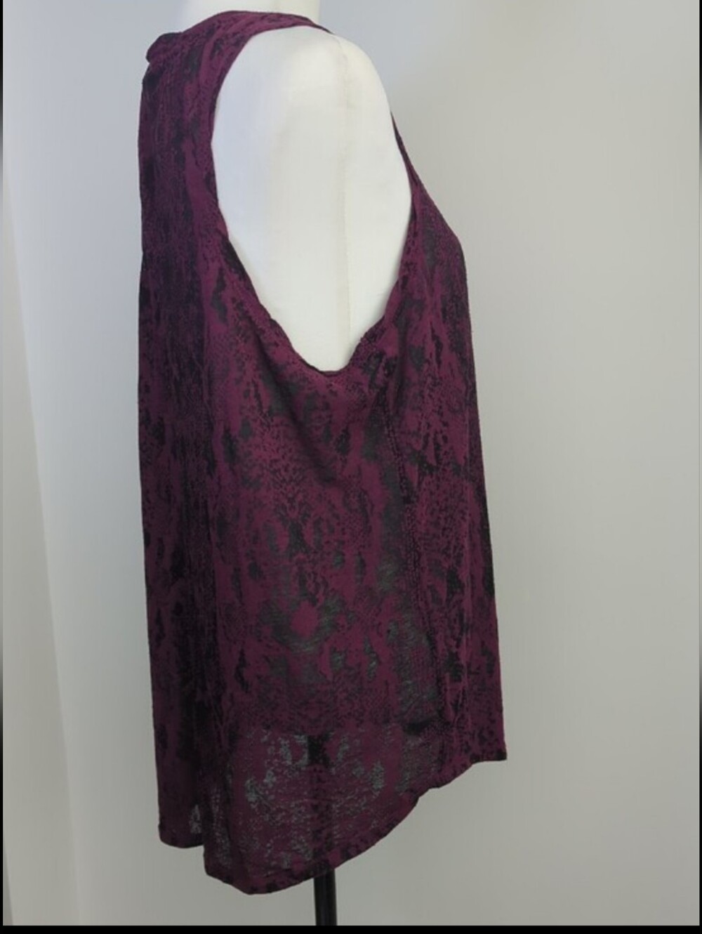Pair of Rock & Republic Embellished Snakeskin Racerback Tank Tops Teal Maroon - Picture 8 of 16